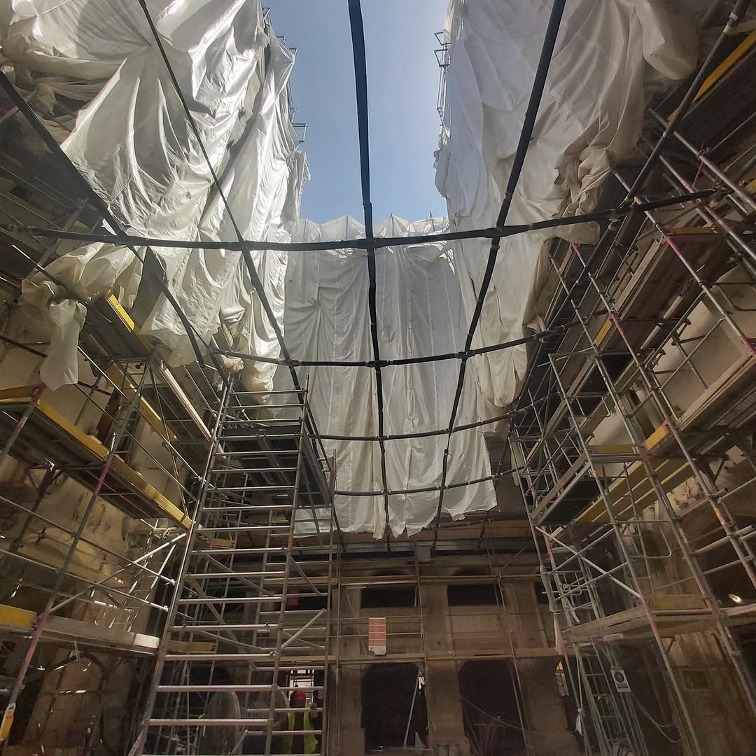 „Nem lehet csak úgy váltani…”

Ha valaki ezt mondja, kapásból rávágom: De, igenis lehet!

A valóság 